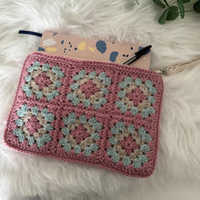 Load image into Gallery viewer, Granny Square Wristlet Case Printed Crochet Pattern